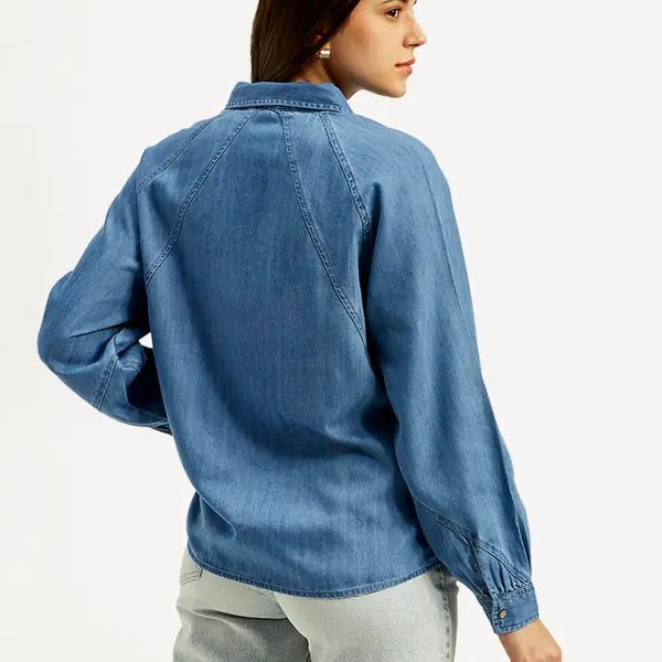 Women's Solid Spread Collar Denim Shirt