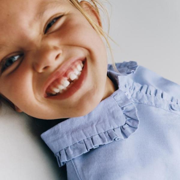 SHIRT WITH RUFFLES
