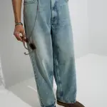 Light Blue Washed Barrel-Fit Mid-Rise Jeans