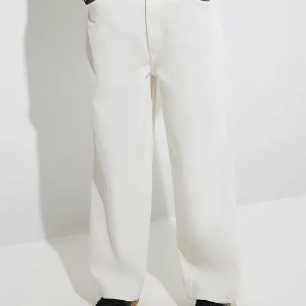 White Barrel-Fit Mid-Rise Jeans