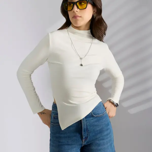Women's White Top with Chain