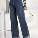 Women's Solid Blue Frayed Hem Straight Fit Jean