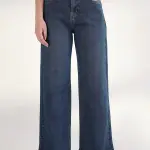 Women's Solid Blue Frayed Hem Straight Fit Jean