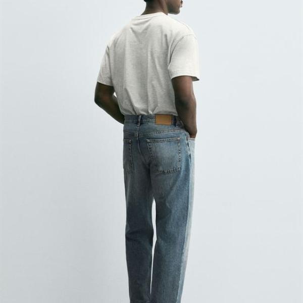 STRAIGHT FIT JEANS